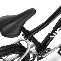 Woom OFF 5 Kinder-Mountainbike 24" schwarz matt